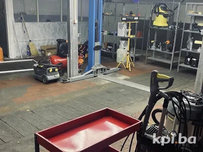 CHENGA Car Detailing Studio 2