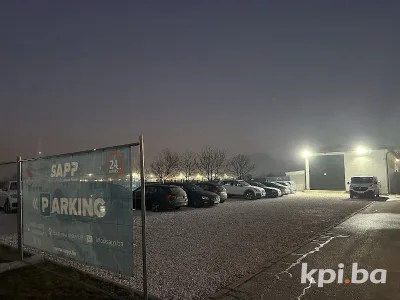 Privatni Parking 3