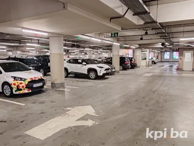 Garaža sa naplatom Garage Alta Shopping Center