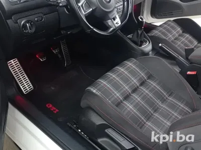 Dubinsko pranje i poliranje. Laki detailing