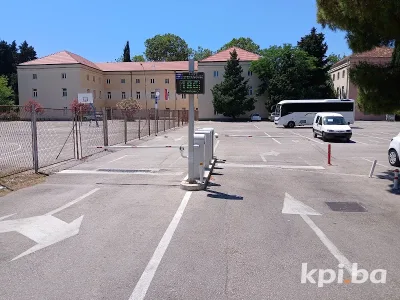 Public Parking 1