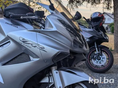 Honda VFR 800 2005