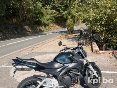 Suzuki GSR 600 2009