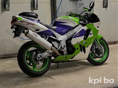 Kawasaki Ninja ZX-9R 1996