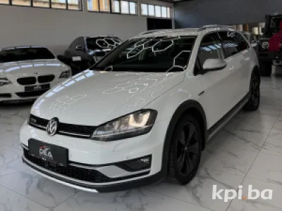 Volkswagen Golf Alltrack // 4x4 // DSG // Vebasto