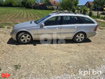 Mercedes-Benz C 270 2003
