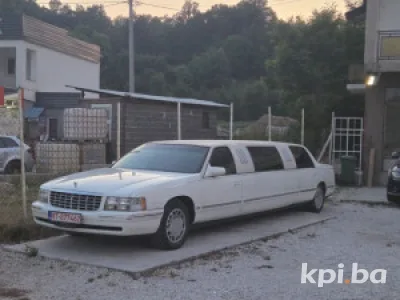 IZNAJMLJIVANJE LUKSUZNE CADILLAC LIMUZINE SA VOZAČEM