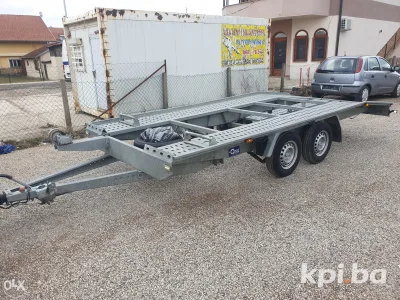 IZNAJMLJIVANJE AUTO PRIKOLICE
