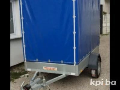 Iznajmljujem auto prikolicu 40km24h