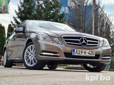 Mercedes-Benz E 350 2012