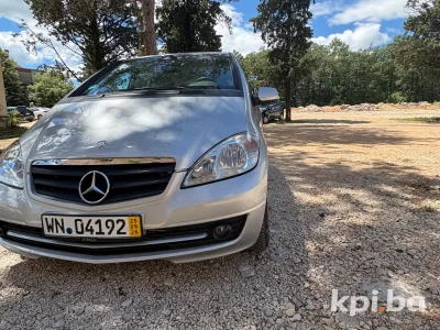 Mercedes-Benz A 180 2011