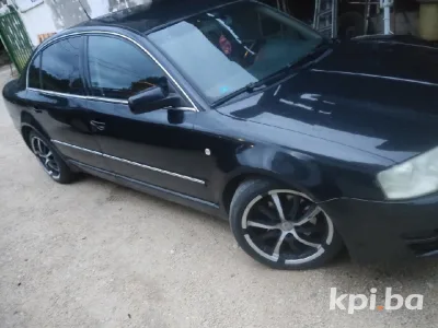Škoda Superb 2004