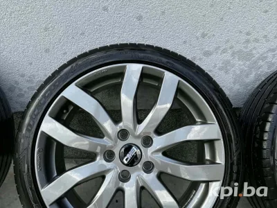 Felge sa gumama