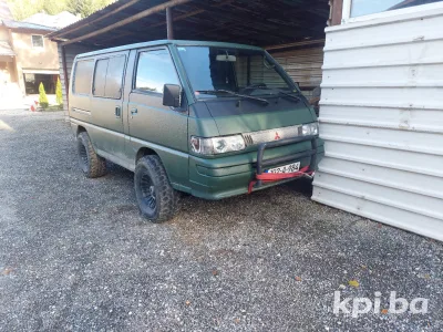 Mitsubishi L300 1996